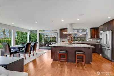 5210 Butterworth Road, Mercer Island, WA 98040 - Photo 9
