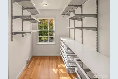 1512 Arboretum Place E, Seattle, WA 98112 - Photo 21