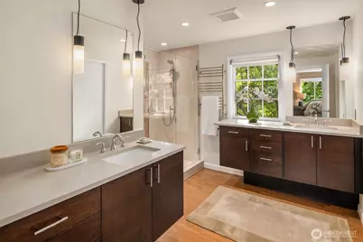 1512 Arboretum Place E, Seattle, WA 98112 - Photo 19