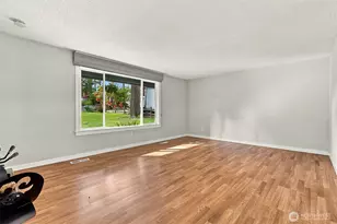 12501 80th Ave E, Puyallup, WA 98373 - Photo 5