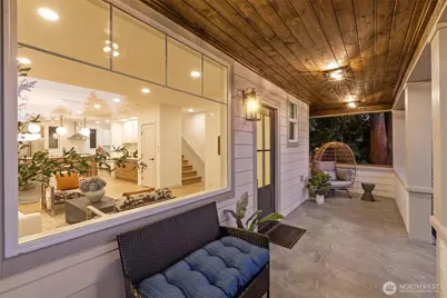 6706 Holly Place SW, Seattle, WA 98136 - Photo 3