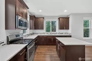 12909 20th Dr W, Everett, WA 98204 - Photo 9