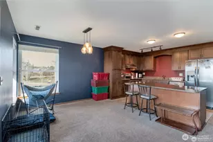 651 SE Bayshore Dr, Oak Harbor, WA 98277 - Photo 5