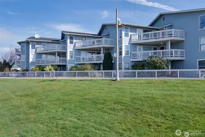 651 SE Bayshore Dr #B304, Oak Harbor, WA 98277 - Photo 19