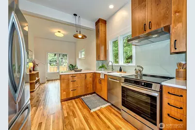 4416 6th Avenue NW, Seattle, WA 98107 - Photo 3