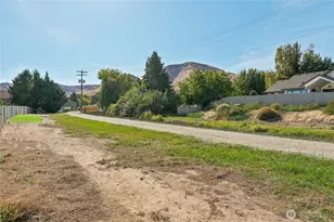 978 Racine Spgs Dr, Wenatchee, WA 98801 - Photo 35