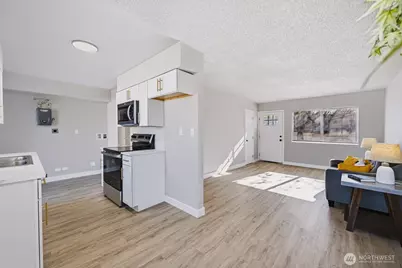710 S Hawthorne Drive, Moses Lake, WA 98837 - Photo 5