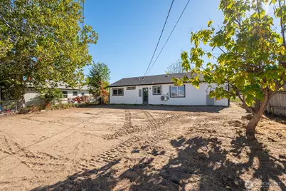 710 S Hawthorne Drive, Moses Lake, WA 98837 - Photo 19