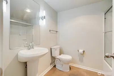 2524 Yale Avenue E #A, Seattle, WA 98102 - Photo 15