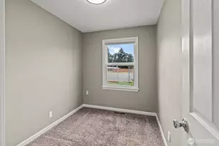 304 125th St, Tacoma, WA 98444 - Photo 15