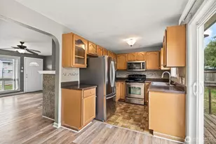 304 125th St, Tacoma, WA 98444 - Photo 13