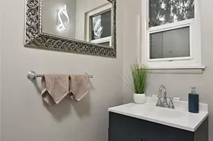 1135 S 204th St, Seattle, WA 98198 - Photo 17