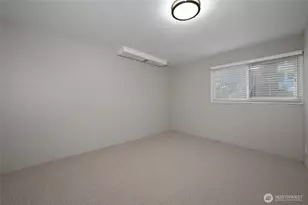1135 S 204th St, Seattle, WA 98198 - Photo 29