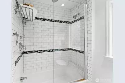 1516 E Republican Street #10, Seattle, WA 98112 - Photo 21
