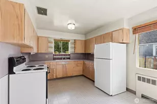 1321 Puget St NE, Olympia, WA 98506 - Photo 11