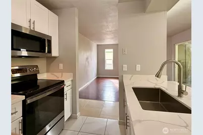 3233 NE 12th Street #215, Renton, WA 98056 - Photo 5