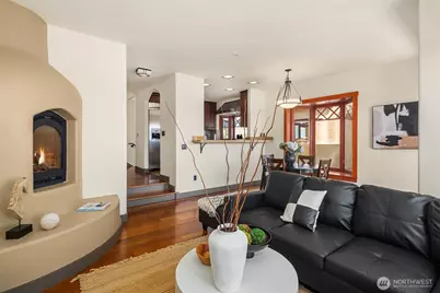 371 W Olympic Place, Seattle, WA 98119 - Photo 15
