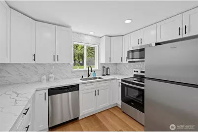 18806 SE 168th Street, Renton, WA 98058 - Photo 7