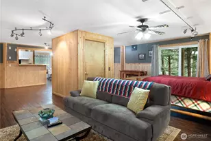 200 E Sea Vista Ln, Grapeview, WA 98546 - Photo 21