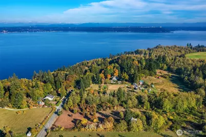 8933 SW Van Olinda Road, Vashon, WA 98070 - Photo 7