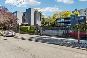 752 Bellevue Ave E, Seattle, WA 98102 - Photo 19