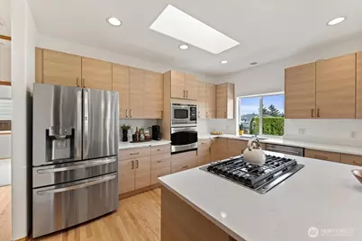 10111 181st Avenue E, Bonney Lake, WA 98391 - Photo 13
