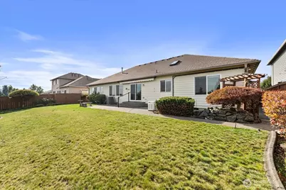 10111 181st Avenue E, Bonney Lake, WA 98391 - Photo 27
