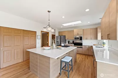 10111 181st Avenue E, Bonney Lake, WA 98391 - Photo 11