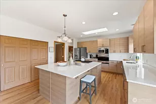 10111 181st Ave E, Bonney Lake, WA 98391 - Photo 11