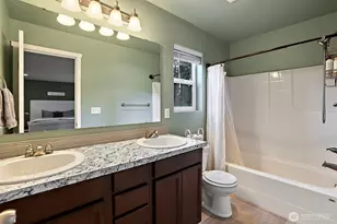 12914 Prairie Cir E, Bonney Lake, WA 98391 - Photo 17
