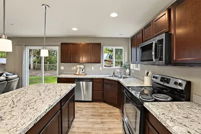 12914 Prairie Circle E, Bonney Lake, WA 98391 - Photo 11