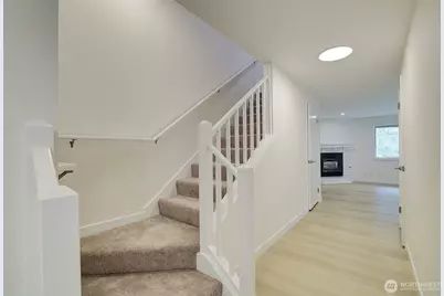 10248 NE 138th Place #B3, Kirkland, WA 98034 - Photo 13