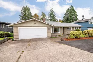 180 Beacon Hill Dr, Longview, WA 98632 - Photo 1