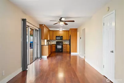 180 Beacon Hill Drive, Longview, WA 98632 - Photo 9
