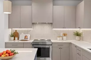 309 NW 52nd St, Seattle, WA 98107 - Photo 9