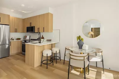 506 Ward Street #A, Seattle, WA 98109 - Photo 3