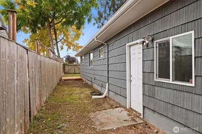 620 D Street SE, Auburn, WA 98002 - Photo 19