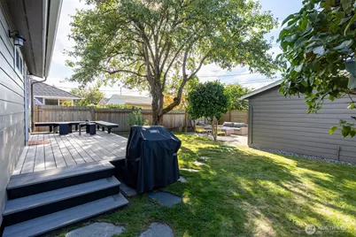 9439 21st Avenue SW, Seattle, WA 98106 - Photo 25