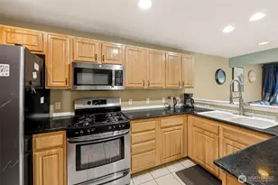1105 9th Ave, Milton, WA 98354 - Photo 9