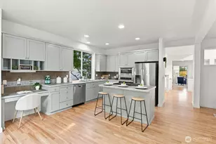 189 241st Pl SE, Sammamish, WA 98074 - Photo 15