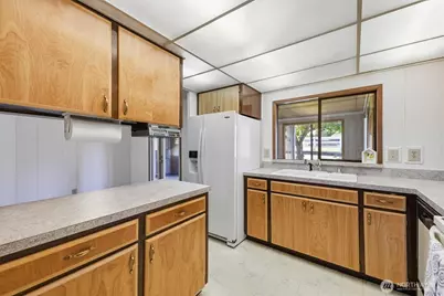 15702 SE 128th Street, Renton, WA 98059 - Photo 9