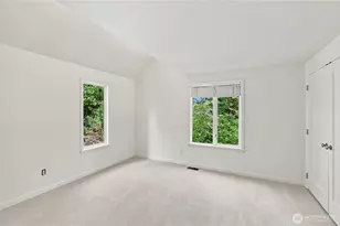 8239 E Mercer Way, Mercer Island, WA 98040 - Photo 29