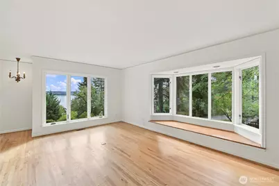 8239 E Mercer Way, Mercer Island, WA 98040 - Photo 7