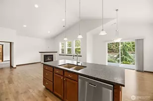 202 Twin Brooks Dr, Mount Vernon, WA 98273 - Photo 11