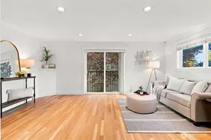 337 N 105th St, Seattle, WA 98133 - Photo 13
