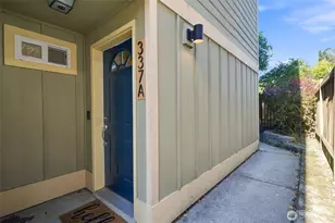 337 N 105th St, Seattle, WA 98133 - Photo 5