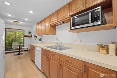 1605 NE 143rd Street, Seattle, WA 98125 - Photo 13