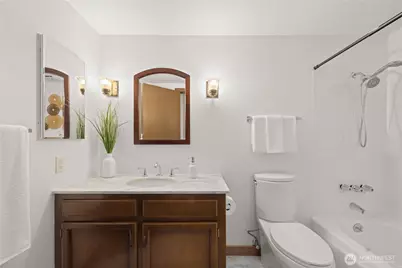 1605 NE 143rd Street, Seattle, WA 98125 - Photo 21