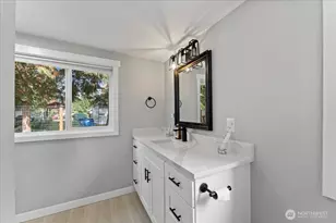9717 9th Ave E, Tacoma, WA 98445 - Photo 31