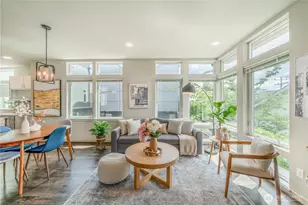 6211 9th Ave NE, Seattle, WA 98115 - Photo 9